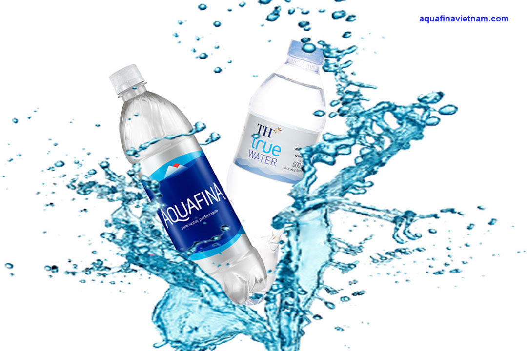 Nước tinh khiết Aquafina và TH True Water có gì khác biệt?