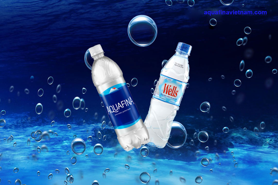 Nên chọn mua nước tinh khiết Aquafina hay Wells?