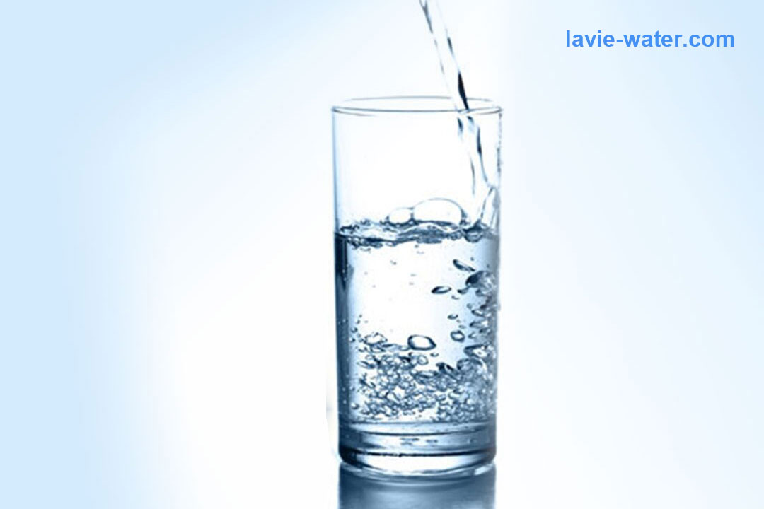 Khác biệt giữa nước khoáng Lavie và Thạch Bích là gì?